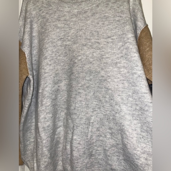 Vince Camuto grey/ tan sweater - Picture 4 of 6